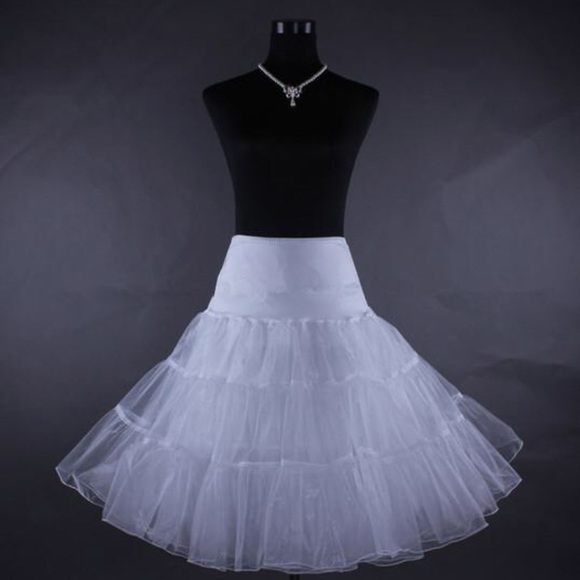 Pink vintage style halter dress - Picture 7 of 8